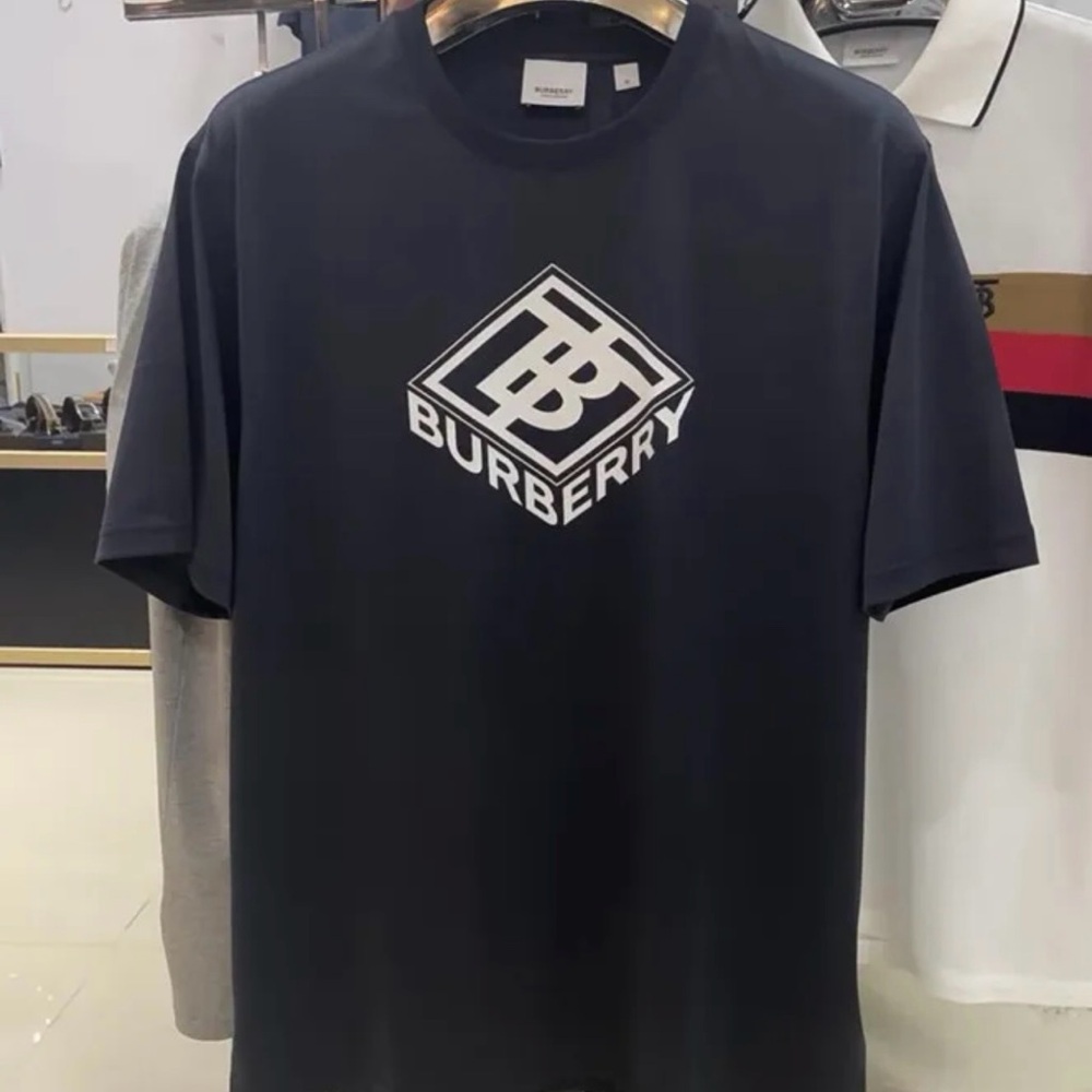 men’s t shirt size small new